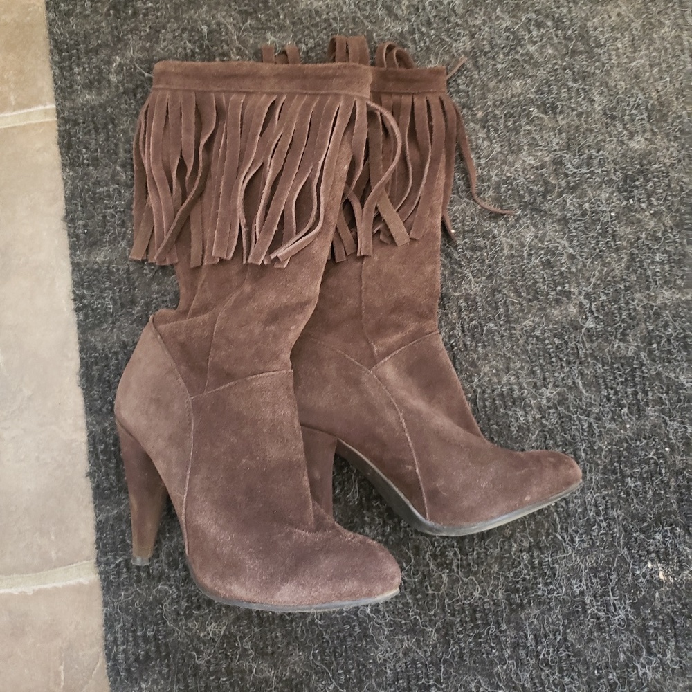 BROWN LEATHER BOOTS